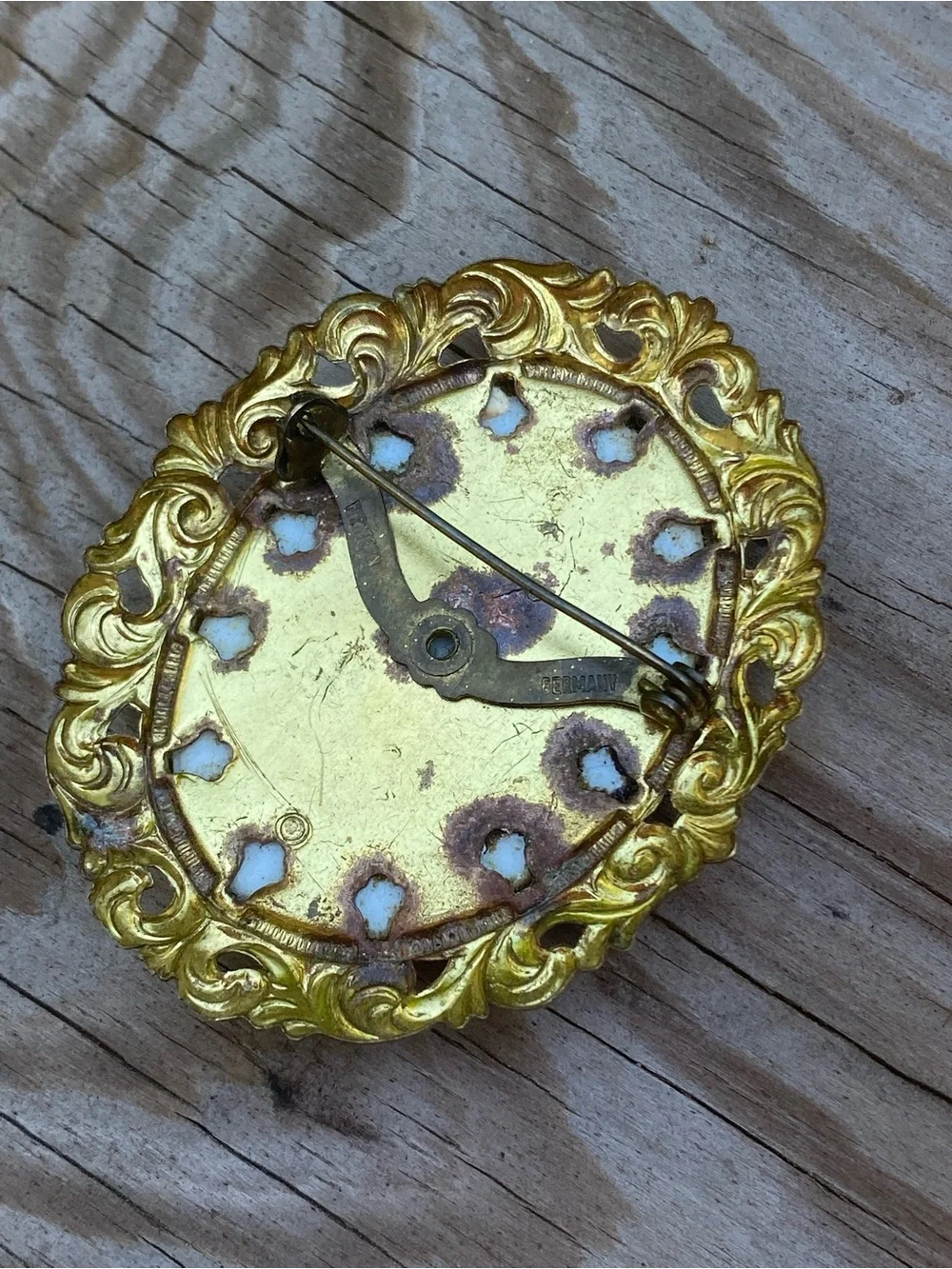 W. Germany Antique Courting Couple Portrait Brooch in Gold Frame